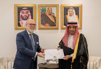 El Sr. Embajador Álvaro A. Malmierca presentó las copias de estilo de sus Cartas Credenciales